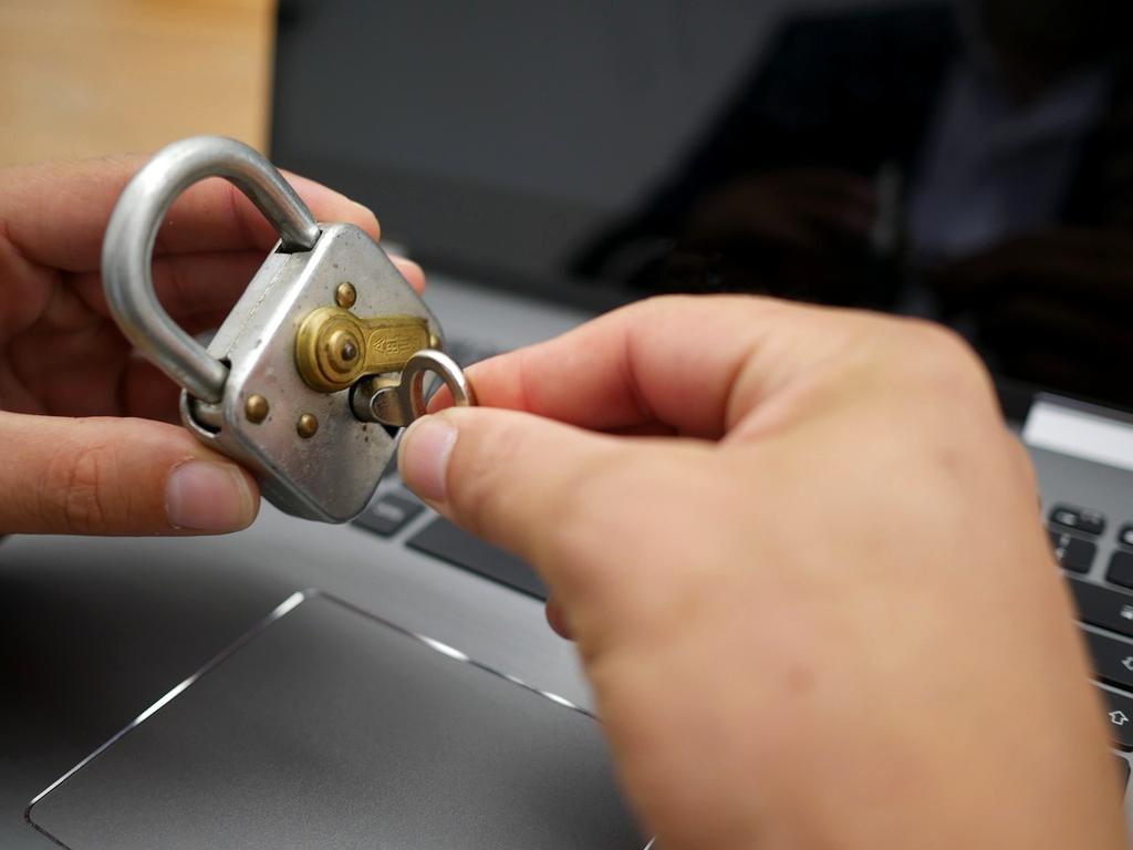 SSL certificate lock ensuring secure data transmission